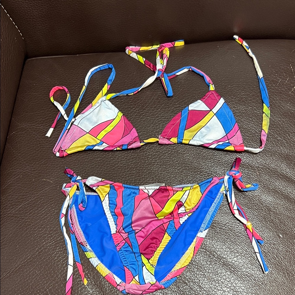Colorful kids les tout petits 👧‼️ 👙